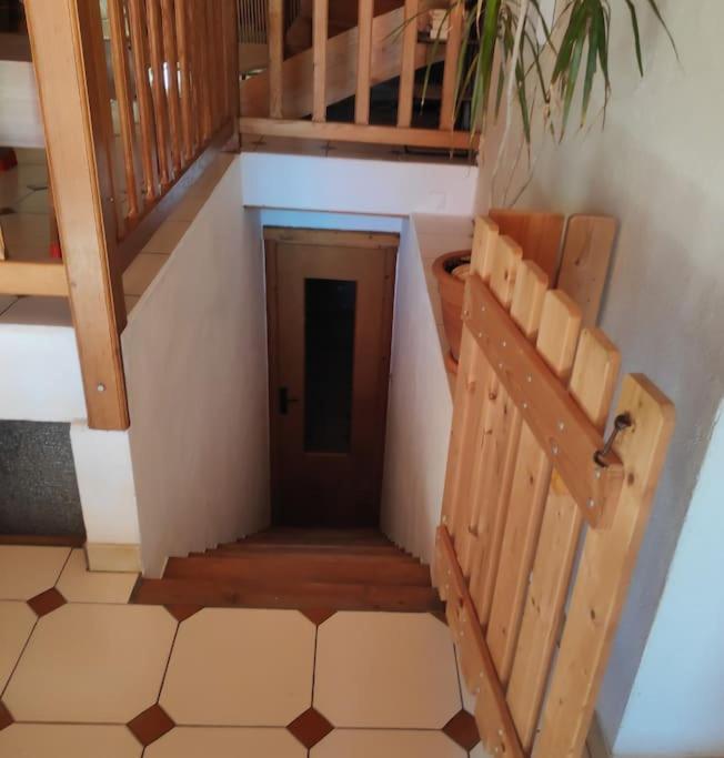 Maison Cosy Et Conviviale, Le B7 Besset Exterior foto